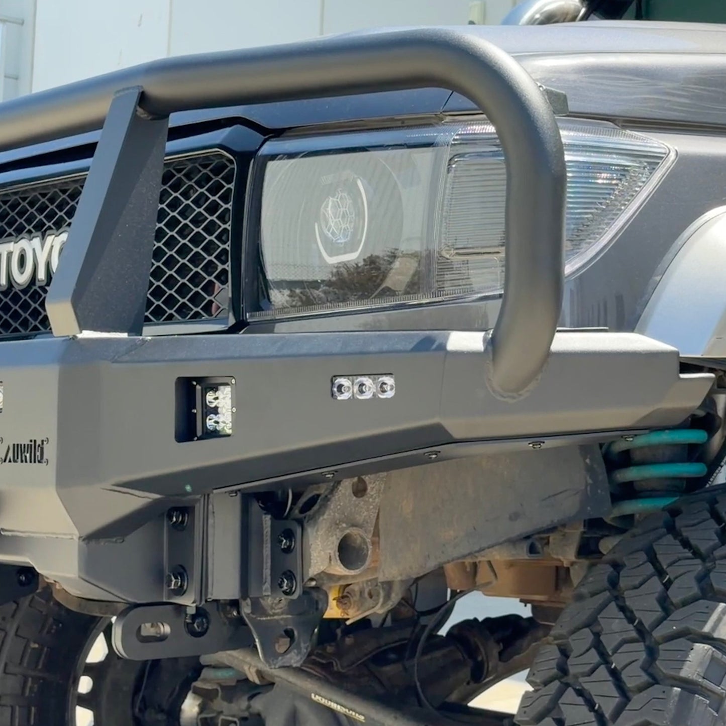 Bull Bar Fits 70 Series Toyota LandCruiser (Pre-Facelift)-Pre-Order