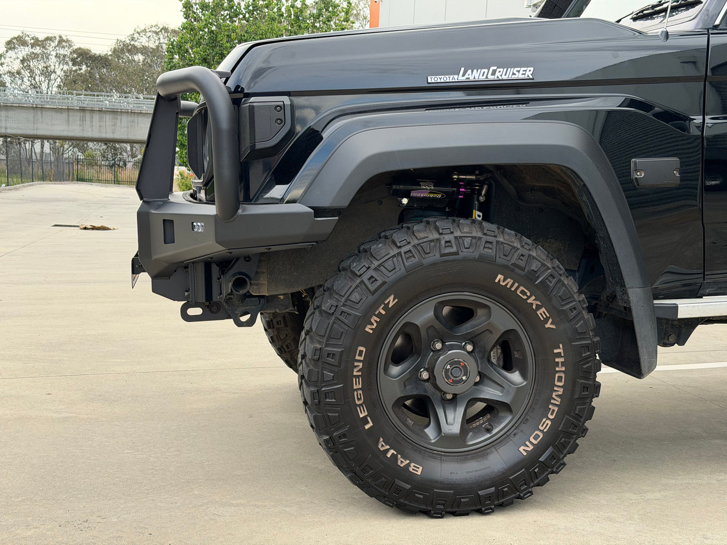 AUWILD Bull Bar Fits 70 Series Toyota LandCruiser (Facelift)-Pre-Order