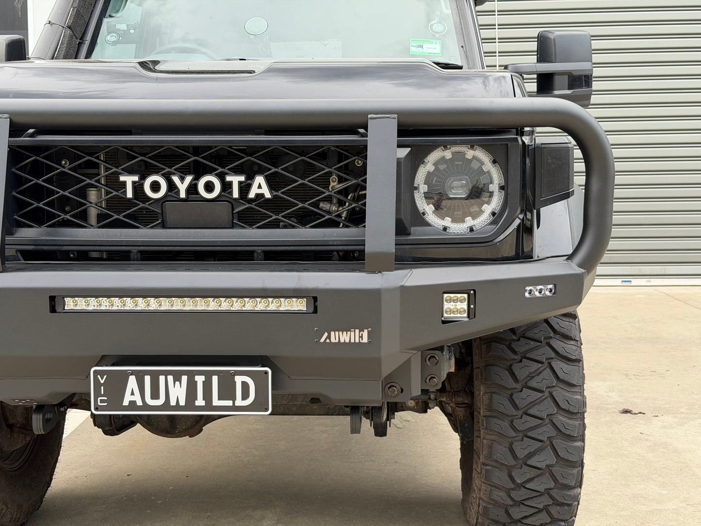 AUWILD Bull Bar Fits 70 Series Toyota LandCruiser (Facelift)-Pre-Order