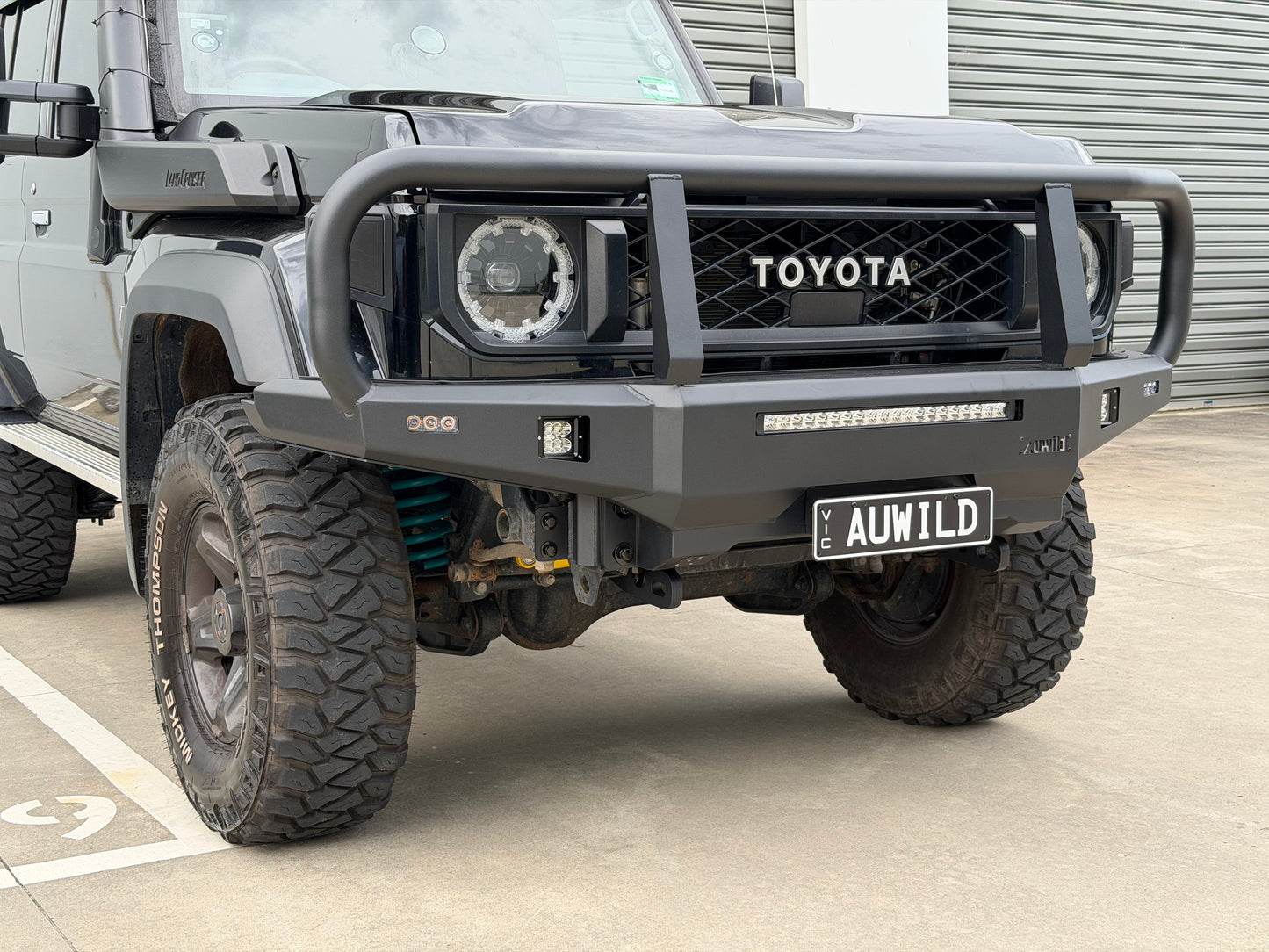AUWILD Bull Bar Fits 70 Series Toyota LandCruiser (Facelift)-Pre-Order