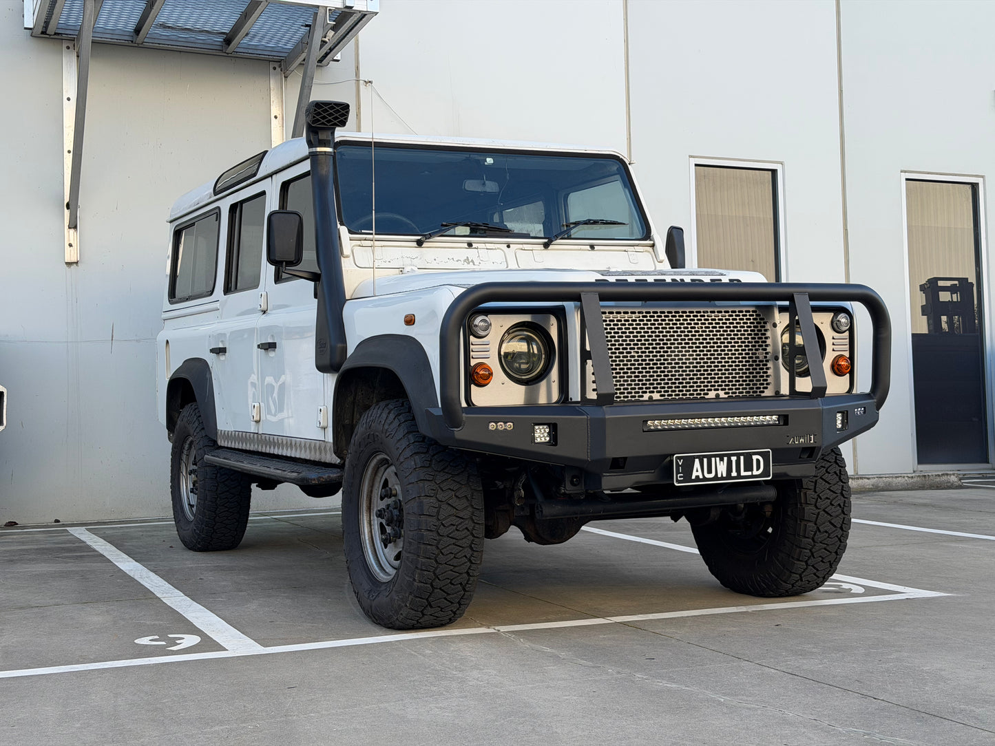 Bull Bar Fits Land Rover Defender-Pre-Order