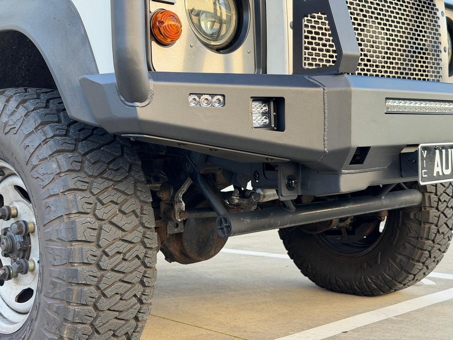 Bull Bar Fits Land Rover Defender-Pre-Order